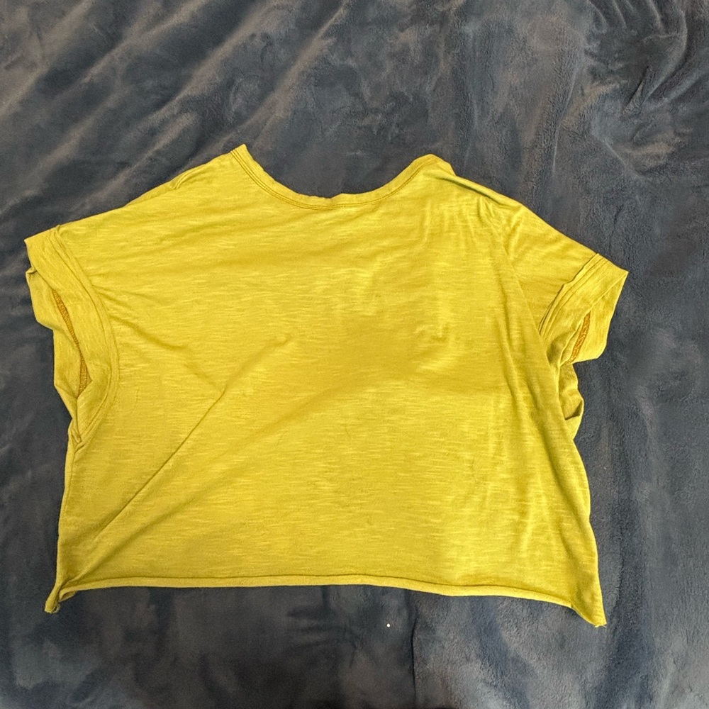 crop green shirt